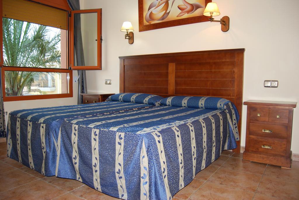 Hostal Meson Arboleas الغرفة الصورة