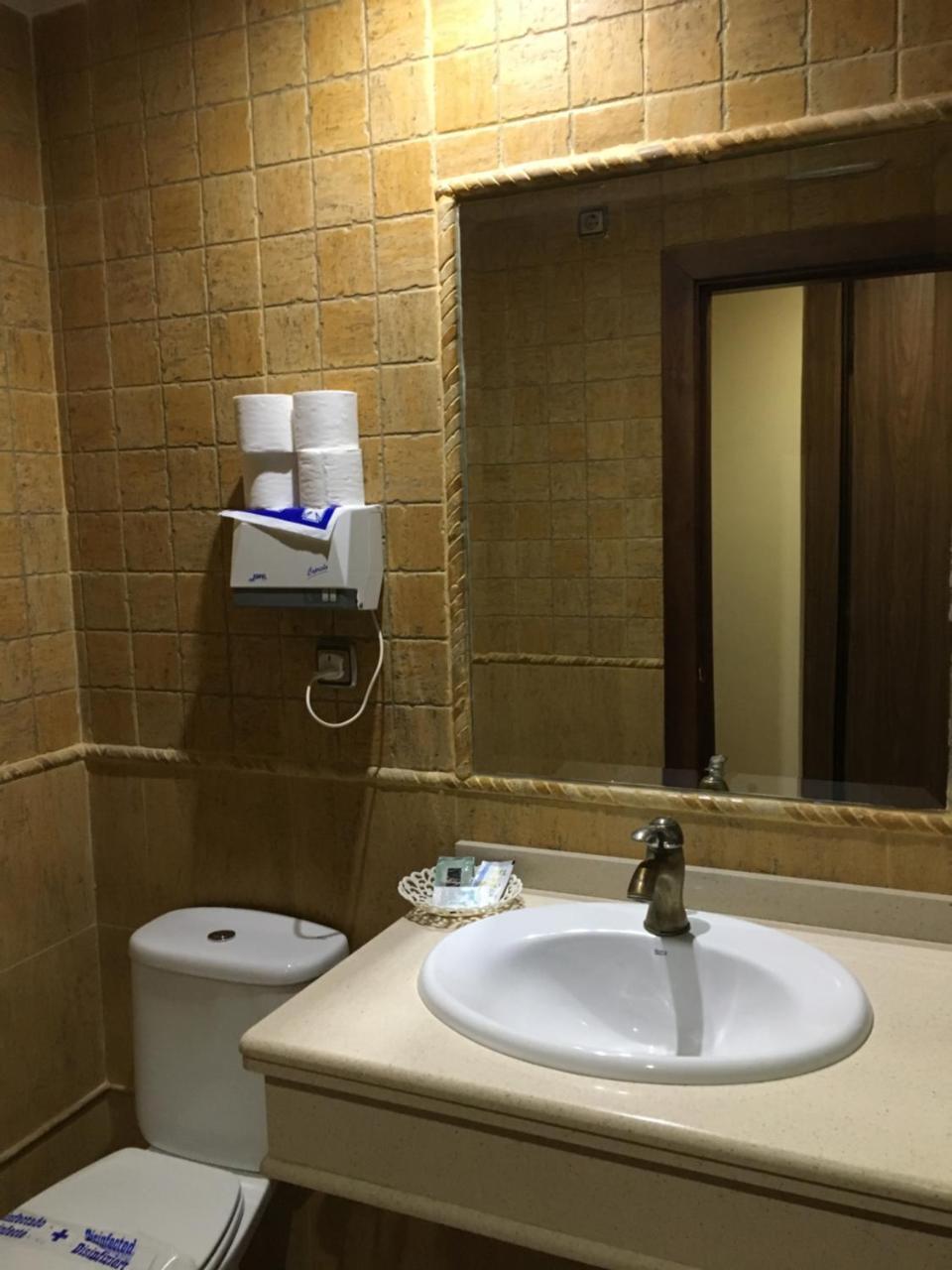 Hostal Meson Arboleas المظهر الخارجي الصورة